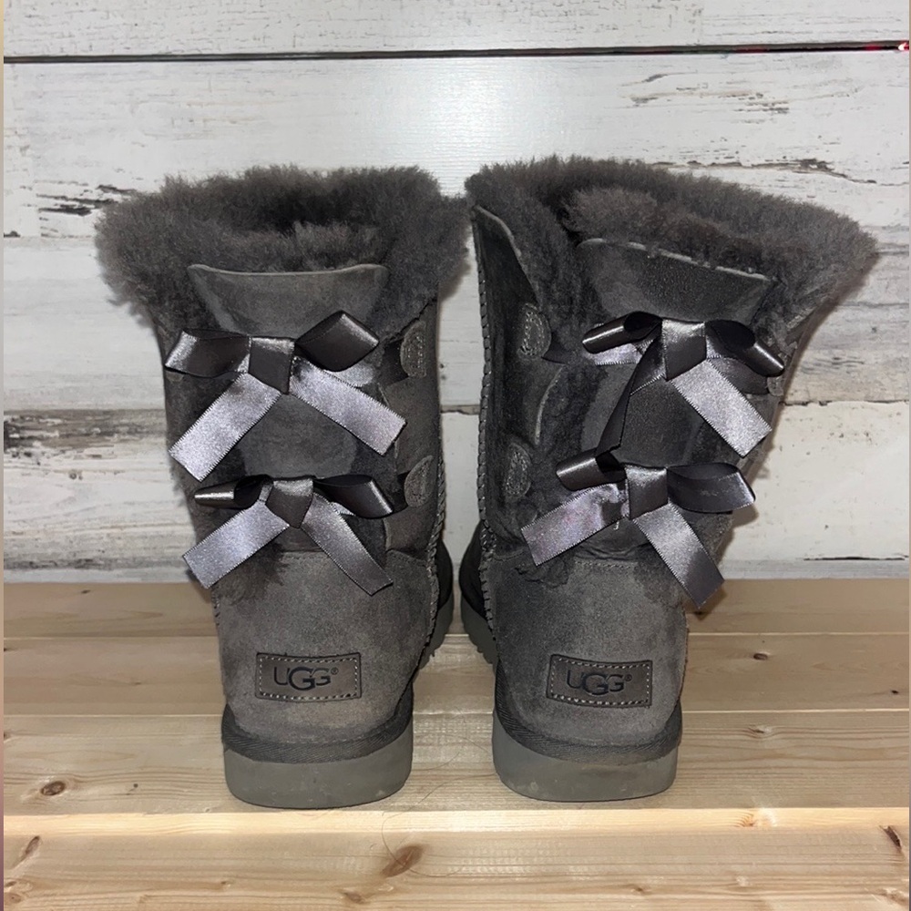 UGG Bailey Bow